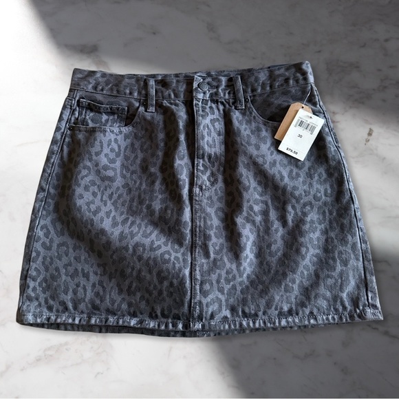 Lucky Brand Old Favorite Mini Skirt In Charcoal Leopard Print Size 10/30 - Picture 8 of 13